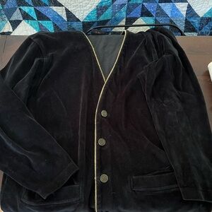 Elegant Black Velvet Blazer with Gold Trim